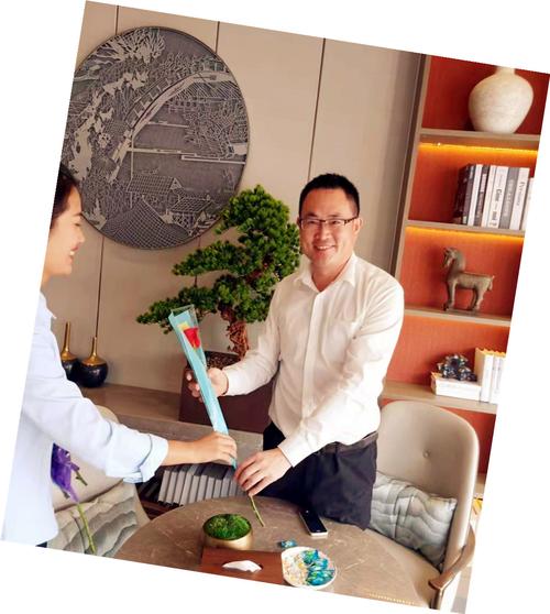 定制客户需要问什么礼物，，售楼部送客户的到访礼有哪些？