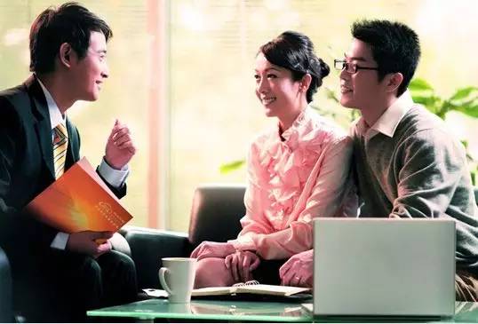 给客户送过礼后如何拜访,给客户送了礼怎么告诉客户,销售成交了怎么拜访?