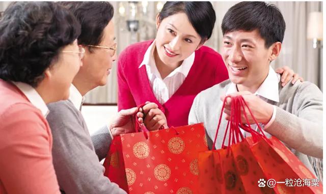 过年送什么礼品给女客户,,农村超市春节送什么礼物能招揽客户?