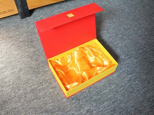 上海礼品盒定制，，急！上海哪有卖可以装下人的包装礼盒？
