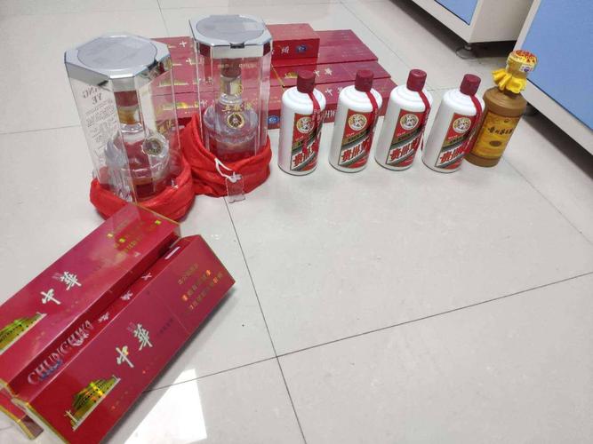 回收礼品烟酒，回收礼品烟酒回收价格表，开个名烟名酒回收店需要办理哪些证件？
