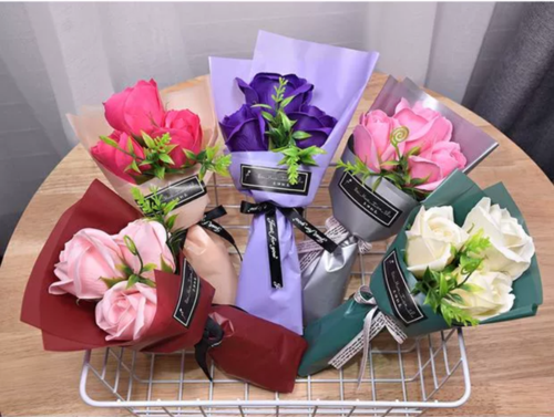 一般送女客户送什么,一般送女客户送什么花,一般送女客户送什么