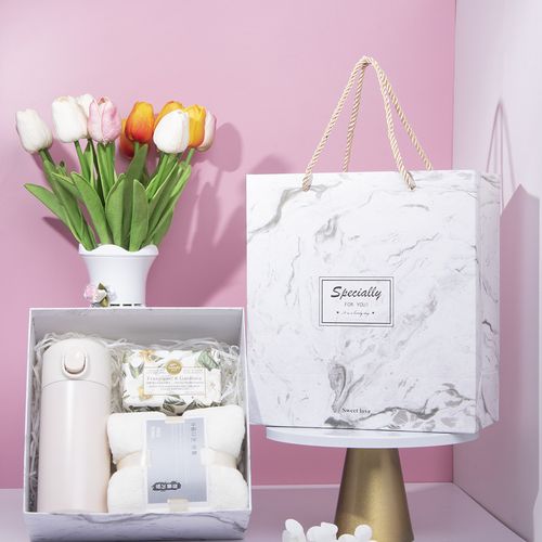 美容院礼品,美容院礼品应该送什么礼品,美容店开业送什么礼物大气?