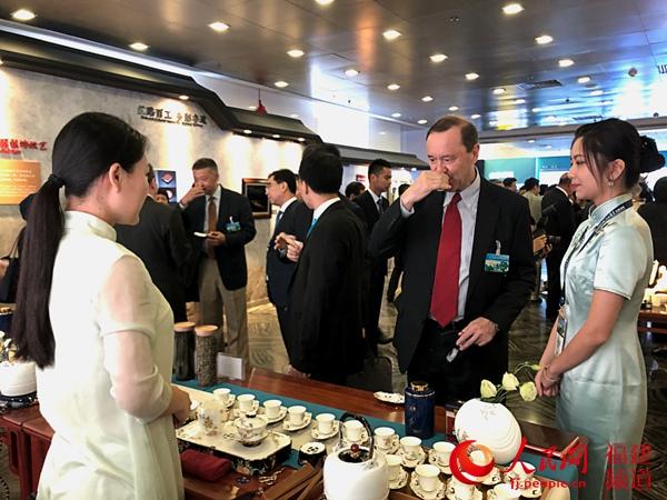 外交部礼品,,世界名茶在中国排名?