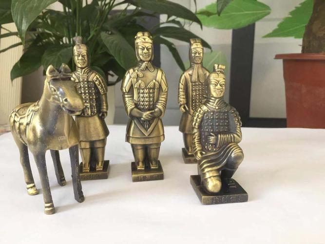兵马俑礼品,兵马俑礼品可以买吗,西安有纪念意义的小礼物?