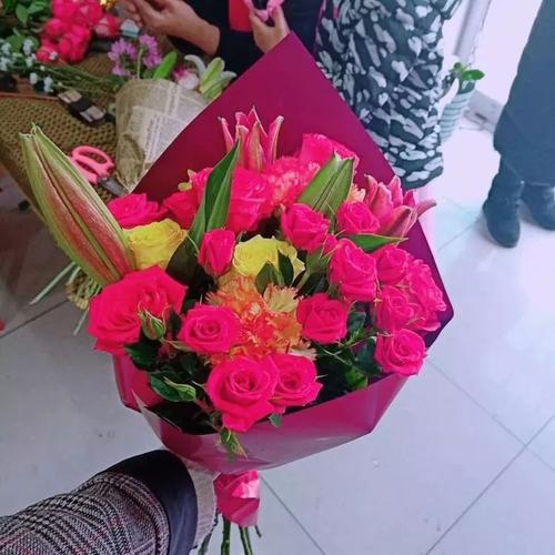 老婆怀孕了送什么花，老婆怀孕了送什么花好，老婆怀孕了送什么花