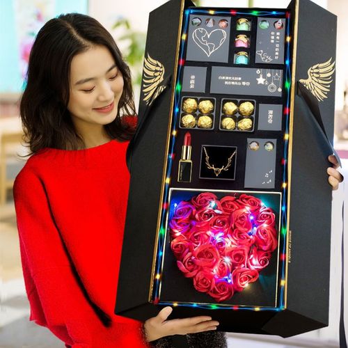 情人节老婆什么礼物,情人节老婆什么礼物最好,2023情人节老婆礼物推荐?