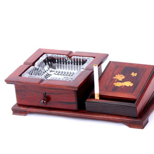 礼品烟灰缸，烟灰缸礼盒，中秋博饼奖品清单100元的？