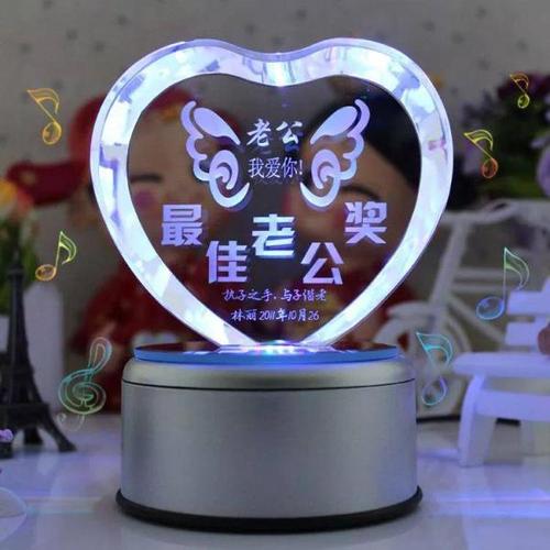 老婆34岁生日送什么意思,老婆34岁生日送什么意思的礼物,34岁的男人过生日送什么礼物好?