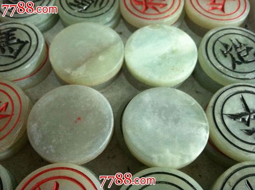 玉石象棋礼品，玉石象棋礼品有哪些，象棋最好的是什么木料？