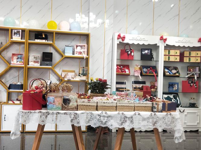 礼品店加盟店,礼品店加盟店排行榜,爱的给予伴手礼生意好做吗?