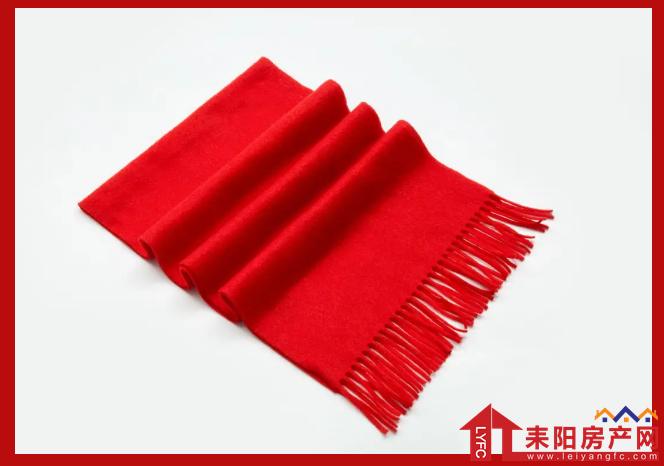 送老师什么围巾,送老师什么围巾好,春节送老师围巾的祝福语?