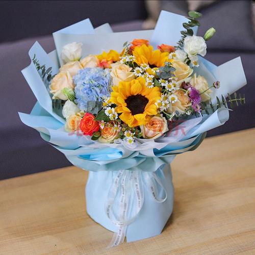 送给老师什么花适合生日,送给老师什么花适合生日礼物,一般给老师送礼在什么节日?