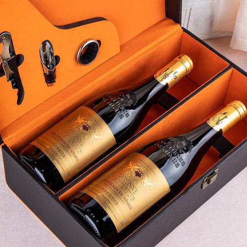 卖礼品红酒,卖红酒送什么赠品好,送红酒的寓意和祝福语?