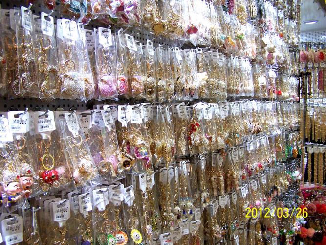 工艺礼品批发市场,工艺礼品批发市场在哪,广州有哪些小商品批发市场?