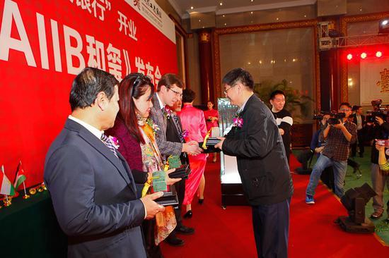 中国礼品产业,中国礼品产业研究院,礼品策划师,究竟是个什么样的职业?