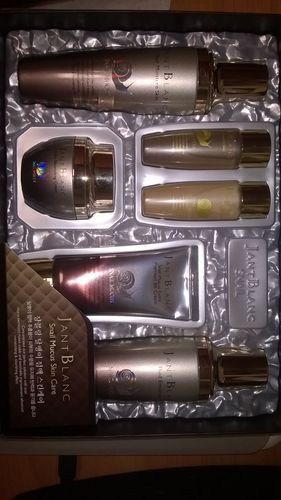 韩国777礼品，，三七七化妆品是大牌子吗？