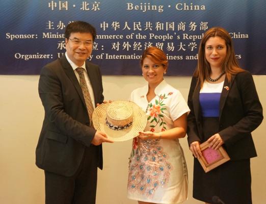 上海外事礼品,上海外事活动,外事学校是民办的还是公办的?