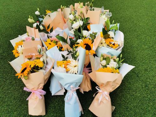 教师节该送老师什么花好，教师节送老师什么花好?，教师节送什么花最好？