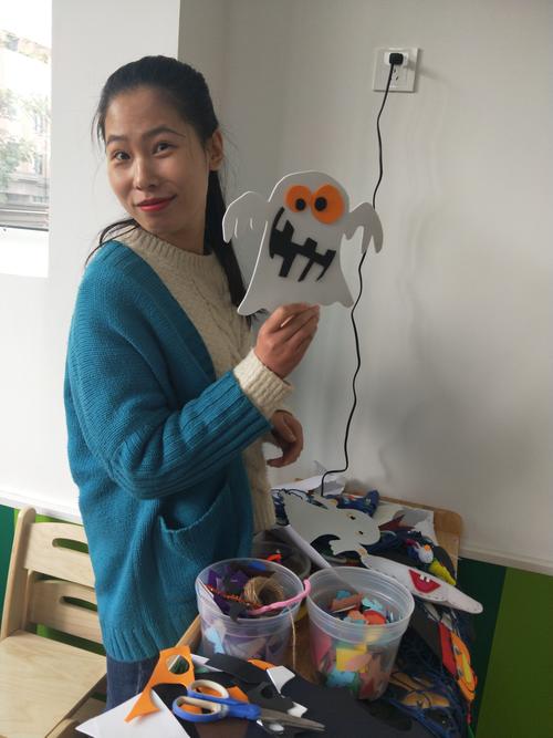 万圣节送给老师什么礼物好，万圣节送给老师什么礼物好呢，万圣节手工教案中班？