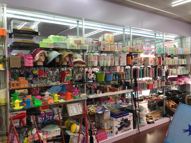 郑州工艺礼品批发市场，郑州工艺礼品批发市场地址，郑州小商品批发哪里便宜质量好？
