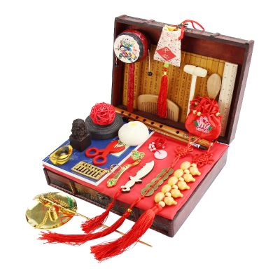 小孩的礼品儿童礼品，小孩子的礼品，抓周的时候送礼送什么？