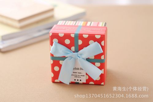 礼品设计小礼品有哪些，礼品设计小礼品有哪些种类，怎样的礼物才是不贵的，又是实用的，又是有纪念意义的呢？