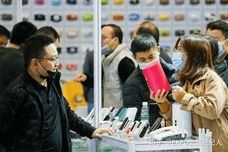 武汉礼品商会，武汉礼品协会，深圳车展可以领什么小礼品？