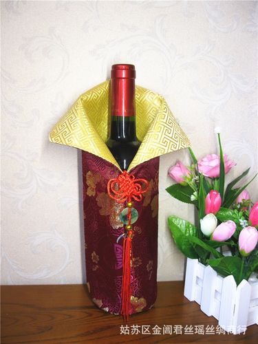酒配什么礼品，酒配什么礼品塔配送礼比较好，送爱喝酒的人什么礼物好？