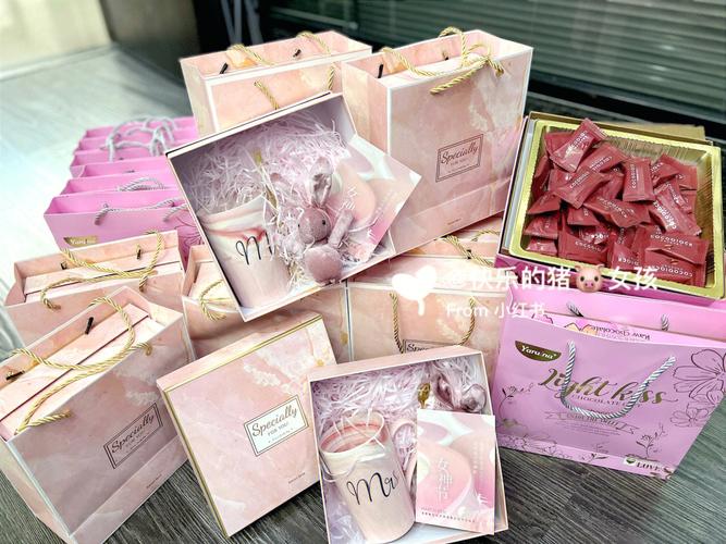 diy礼品卷，，女神节怎么给员工发花有仪式感？