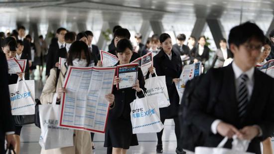 日本辞职送什么礼品，日本辞职送什么礼品好，日本失业金领取条件及标准？