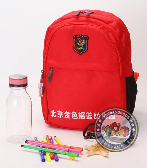 北京学校礼品,北京小学送礼,北京公立幼儿园发书包吗?