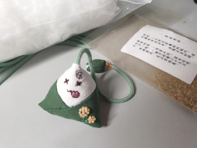 粽子礼品装饰，粽子礼品装饰图片，手工粽子香囊的用途？