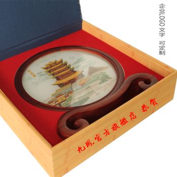 武汉哪里卖特色礼品，武汉哪里卖特色礼品好，武汉哪里买礼物多？