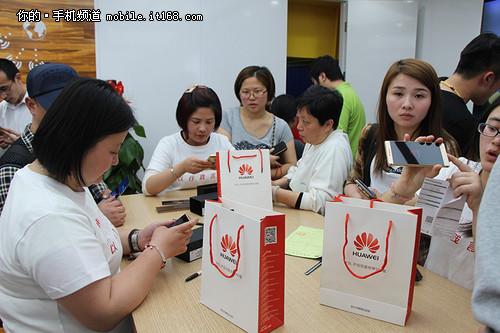 华为渠道礼品,华为渠道礼品卡怎么用,华为体验店看发布会有礼品吗?