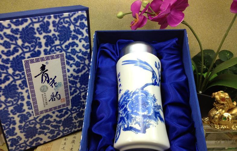 青花礼品网，青花官网，送刚退休老领导什么礼？