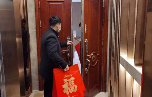 过年送业主礼品,过年送业主礼品有哪些,物业过年送福文案?