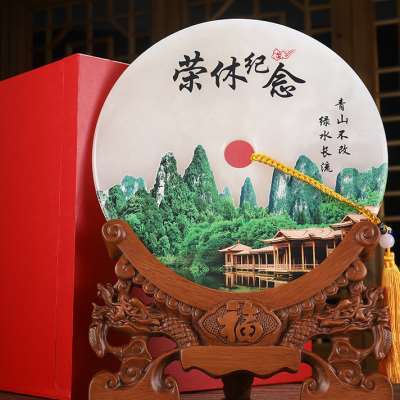 看望退休领导礼品,看望退休领导礼品送什么,送刚退休老领导什么礼?