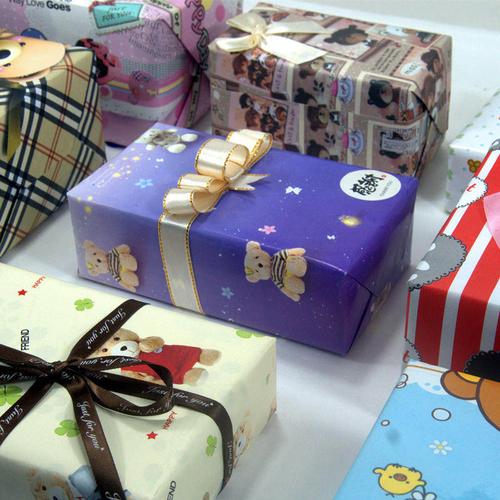 生日礼品zenmozuo,生日礼品怎么包装,能送给姐姐什么DIY的生日礼物?最好是手工制作,所需材料容易找到的?