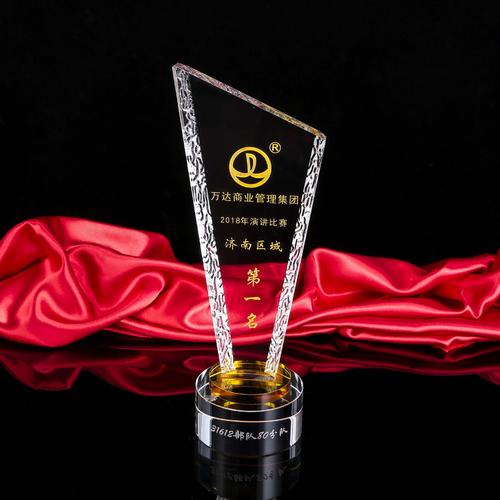 上海水晶礼品杯多少钱,上海水晶奖杯定制,最贵的杯子多少钱?