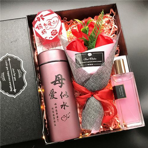 给母亲送什么礼物，给母亲送什么礼物比较有意义，给妈妈买什么礼物？
