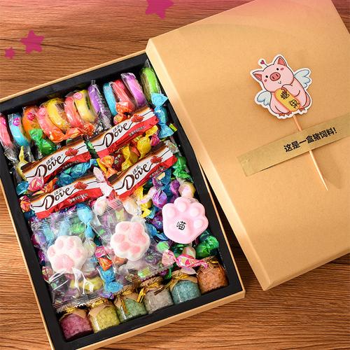 派送的小礼品,派送的小礼品有哪些,快递莫名其妙发了一个糖果是咋回事?