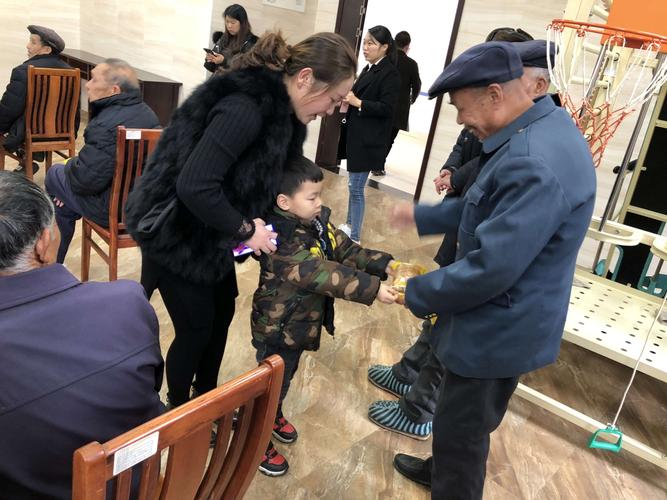 给爷爷奶奶买什么礼物,给爷爷奶奶买什么礼物好,给爷爷奶奶买什么好?