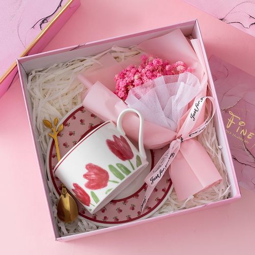 同事生日小礼品，，送同事生日礼物，送一个杯子行不行？