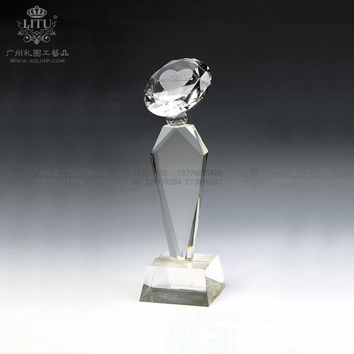 gz水晶摆件礼品,水晶礼品工艺品,dignzes是什么牌子?