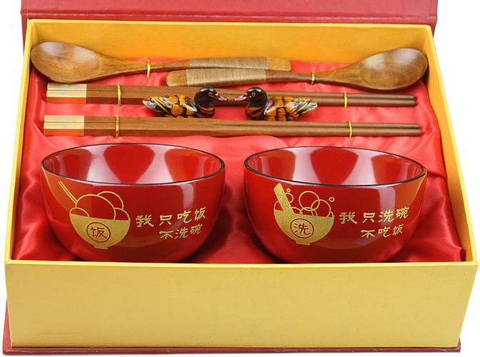 送什么礼物呢,过新屋送什么礼物呢,朋友请吃饭带点什么礼物好呢?