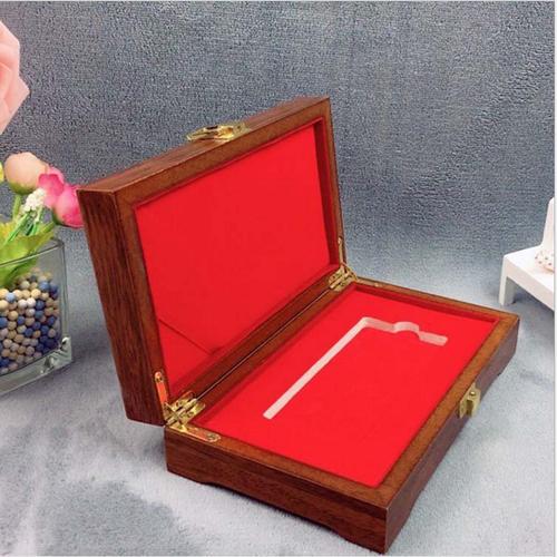 上海礼品盒市场,,上海十大必买纪念品小饰品?