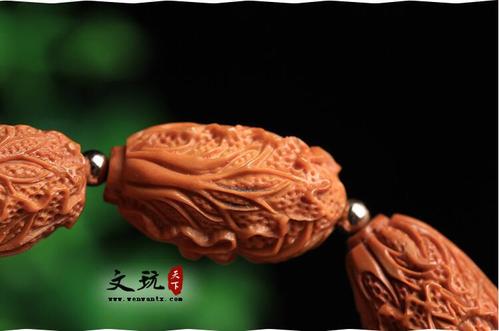 小礼品白菜的意义,小礼品白菜的意义和价值,白菜橄榄核手串有什么寓意?