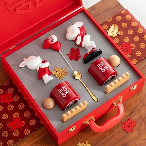 结婚五年送什么礼物,,结婚七周年送什么礼物给老婆特别呀?