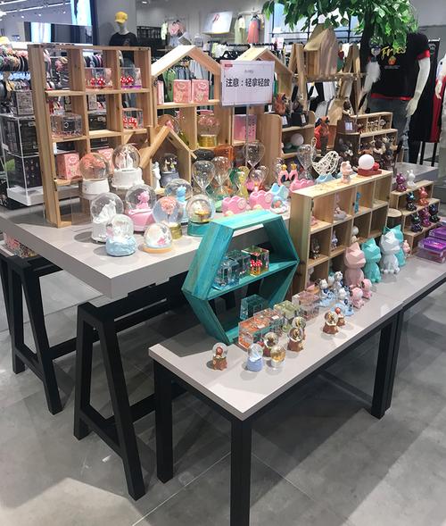 礼品店利润大吗,礼品店利润大吗知乎,利润大吗?饰品店?